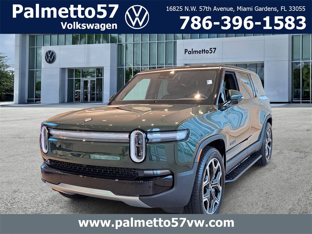 2025 Rivian R1S