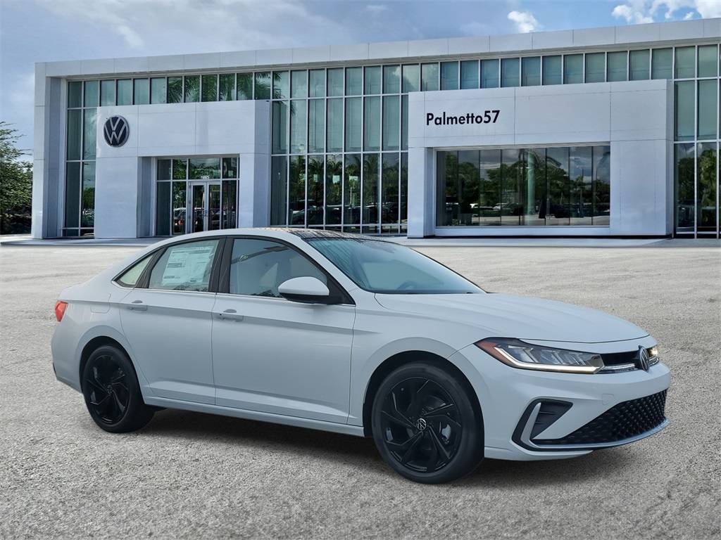 2025 Volkswagen Jetta SE — Sedan — 6,256 mi — Miami Gardens, FL