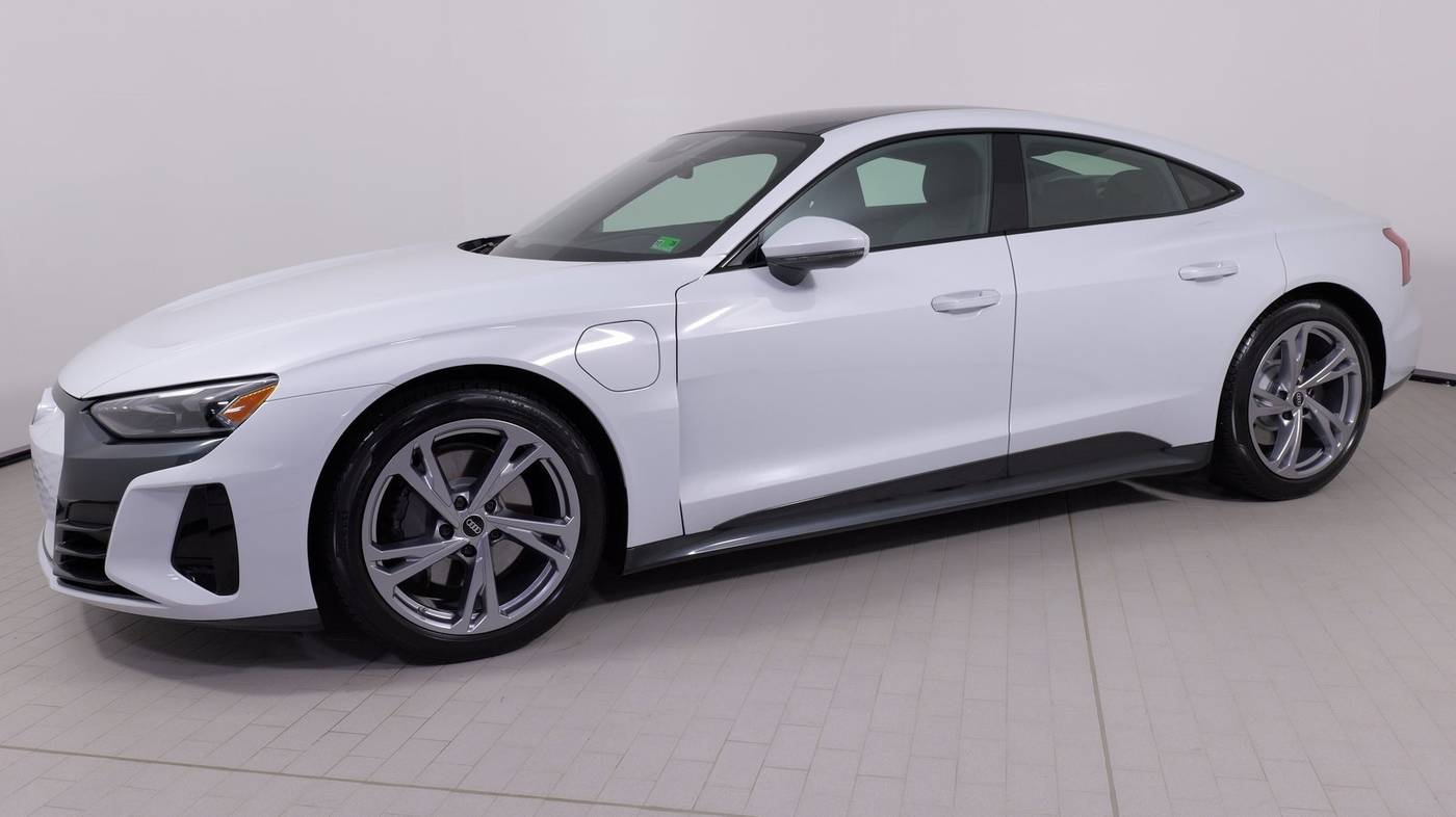2023 Audi e-tron GT Premium Plus — Sedan — 15,897 mi — Alexandria, VA