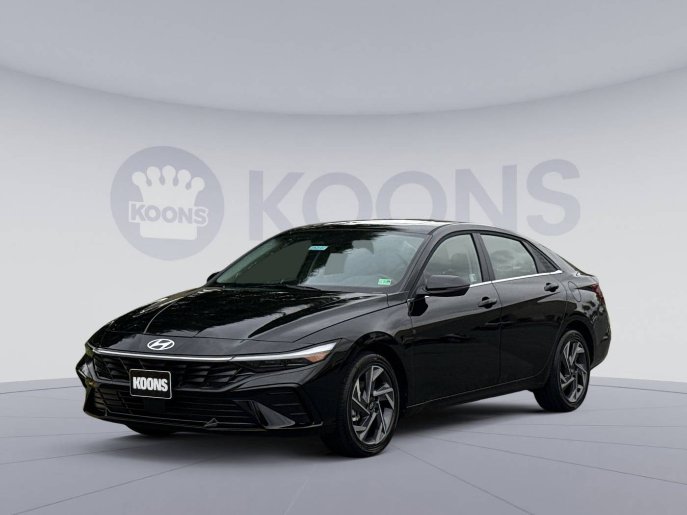 2025 Hyundai Elantra Limited — Sedan — 250 mi — Woodbridge, VA