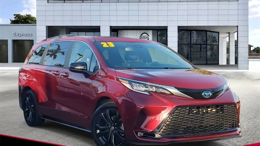 2023 Toyota Sienna XSE — Minivan — 26,280 mi — Miami Gardens, FL