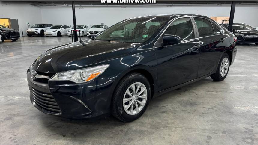 2015 Toyota Camry XLE — Sedan — 43,900 mi — Union City, GA