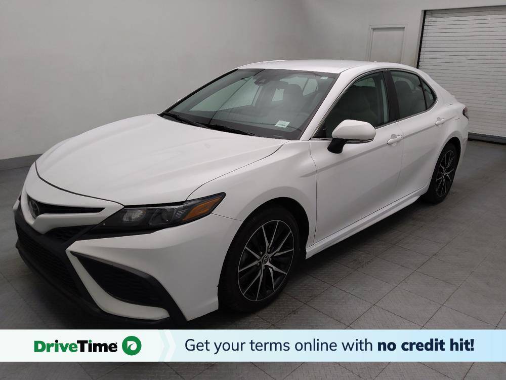 2022 Toyota Camry SE — Sedan — 105,572 mi — Charlotte, NC