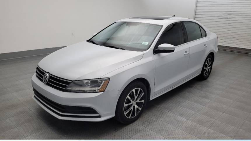 2017 Volkswagen Jetta 1.4T SE — Sedan — 88,675 mi — Glendale, AZ