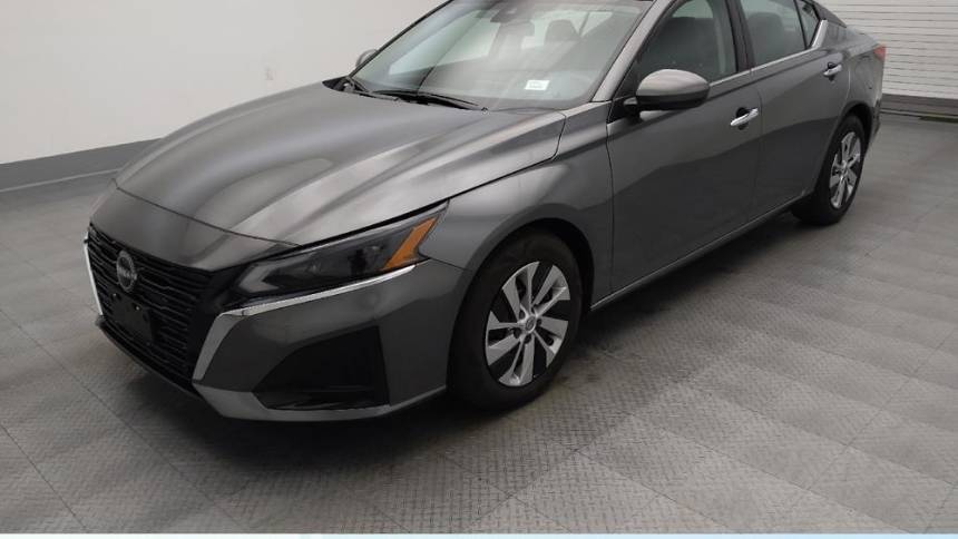 2023 Nissan Altima S — Sedan — 33,876 mi — Glendale, AZ