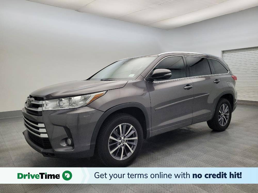 2017 Toyota Highlander XLE — SUV — 107,954 mi — Glendale, AZ