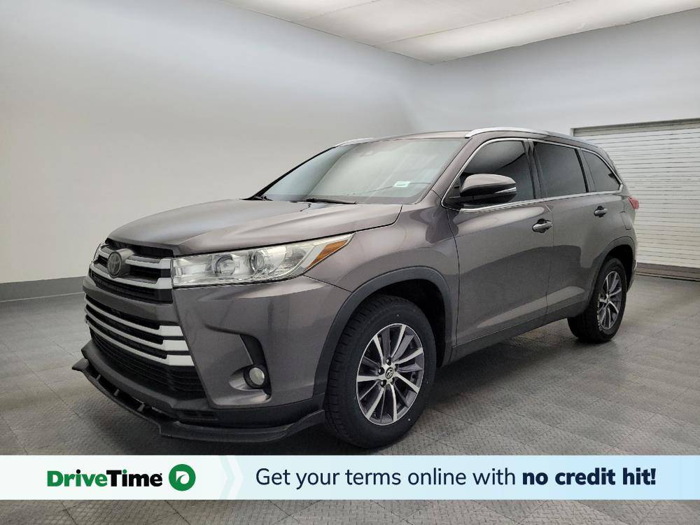 2019 Toyota Highlander XLE — SUV — 95,727 mi — Glendale, AZ