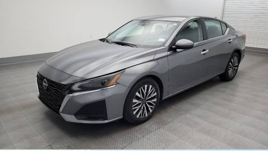 2023 Nissan Altima SV — Sedan — 47,053 mi — Glendale, AZ