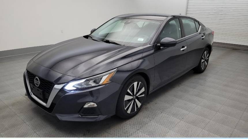 2022 Nissan Altima SV — Sedan — 76,775 mi — Mesa, AZ