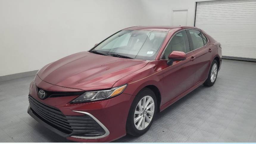 2021 Toyota Camry LE — Sedan — 71,617 mi — Fayetteville, NC