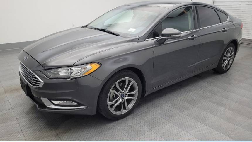 2017 Ford Fusion SE — Sedan — 62,463 mi — Phoenix, AZ