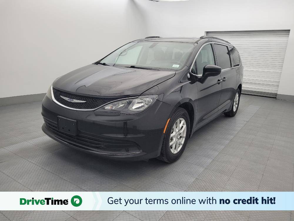 2020 Chrysler Voyager LXI — Minivan — 142,246 mi — Tampa, FL