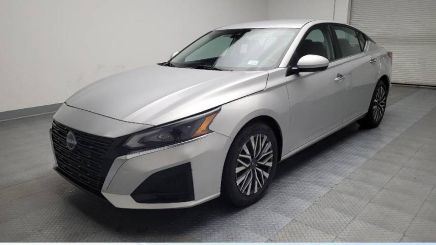 2023 Nissan Altima SV — Sedan — 46,704 mi — Downey, CA