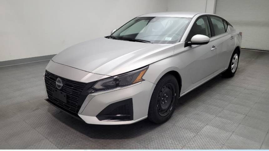 2023 Nissan Altima S — Sedan — 29,465 mi — Montclair, CA