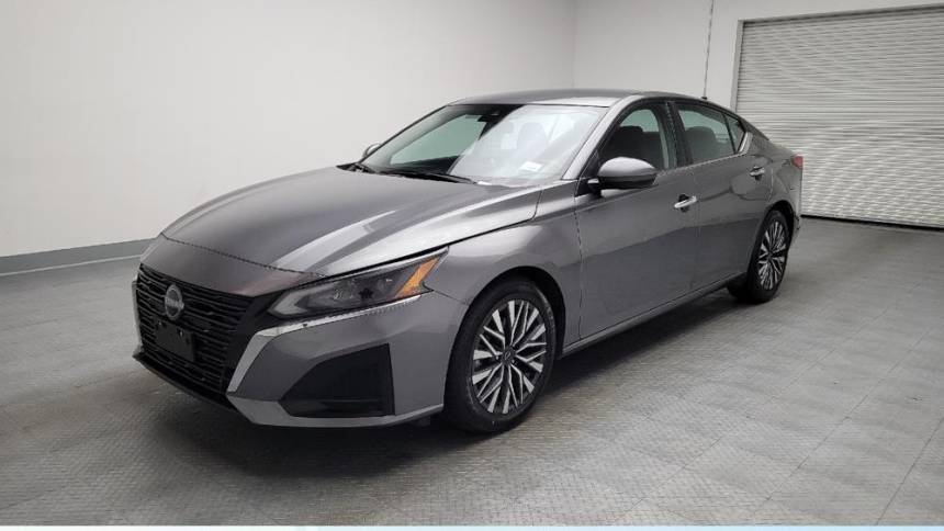 2023 Nissan Altima SV — Sedan — 42,877 mi — Montclair, CA