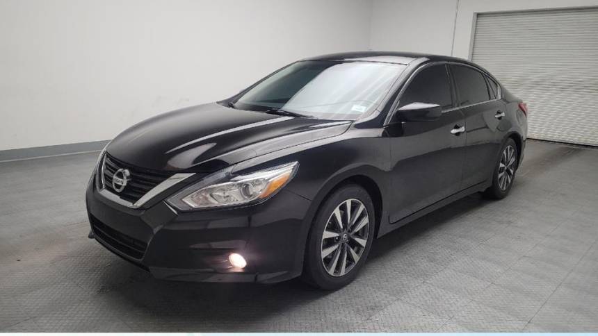 2017 Nissan Altima 2.5 SV — Sedan — 75,407 mi — Riverside, CA