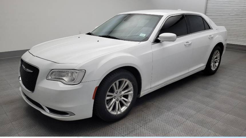2016 Chrysler 300 Limited — Sedan — 105,540 mi — Albuquerque, NM