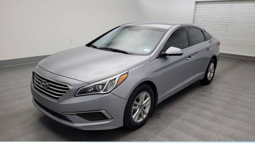 2016 Hyundai Sonata SE — Sedan — 105,022 mi — Albuquerque, NM