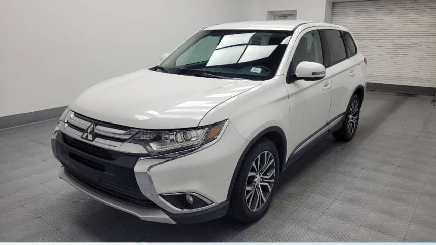2017 Mitsubishi Outlander SE — SUV — 90,608 mi — Las Vegas, NV