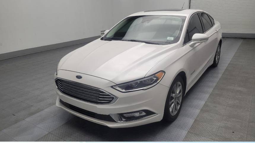 2017 Ford Fusion Hybrid SE — Sedan — 72,436 mi — Union City, GA