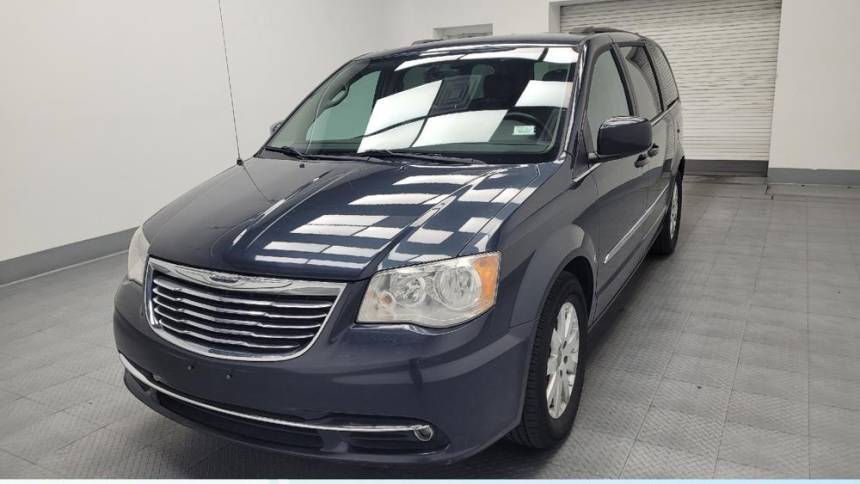 2014 Chrysler Town & Country Touring — Minivan — 102,933 mi — Las Vegas, NV