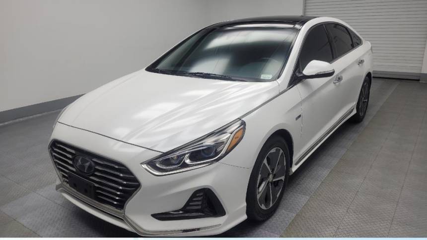 2019 Hyundai Sonata Hybrid Limited — Sedan — 75,280 mi — Indianapolis, IN