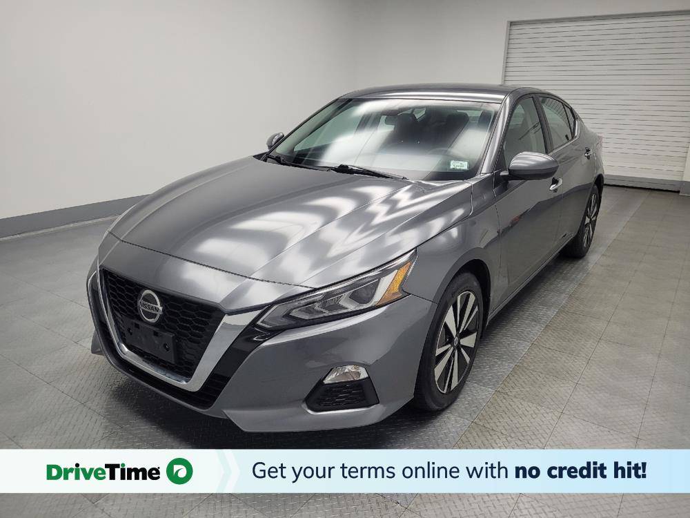 2022 Nissan Altima SV — Sedan — 15,690 mi — Indianapolis, IN