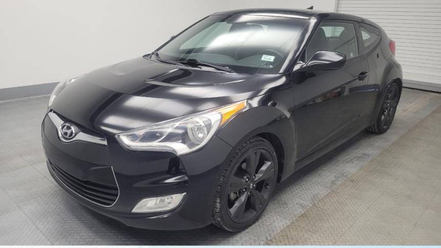 2016 Hyundai Veloster Base — Hatchback — 110,915 mi — Indianapolis, IN