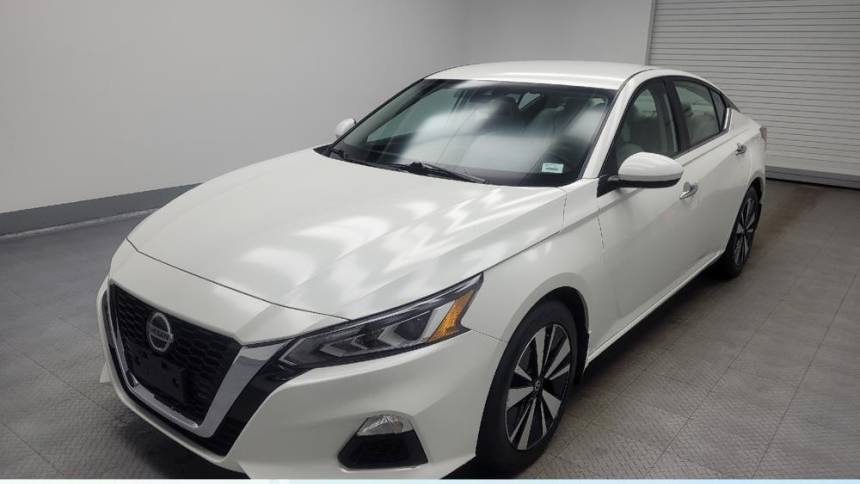 2021 Nissan Altima SV — Sedan — 24,897 mi — Indianapolis, IN