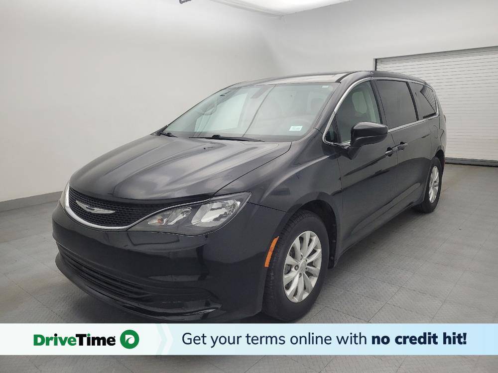 2017 Chrysler Pacifica Touring — Minivan — 131,457 mi — Charleston, SC