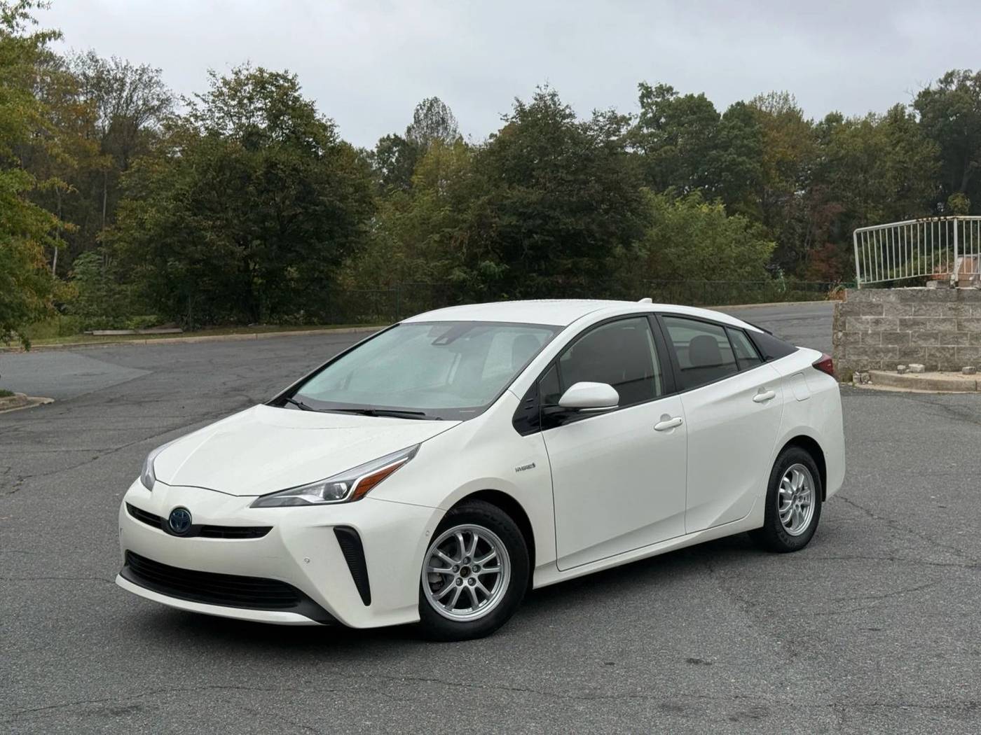 2019 Toyota Prius LE — Hatchback — 34,028 mi — Gaithersburg, MD
