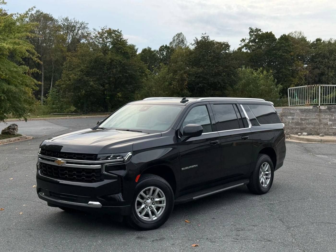 2024 Chevrolet Suburban LS — SUV — 69,599 mi — Gaithersburg, MD