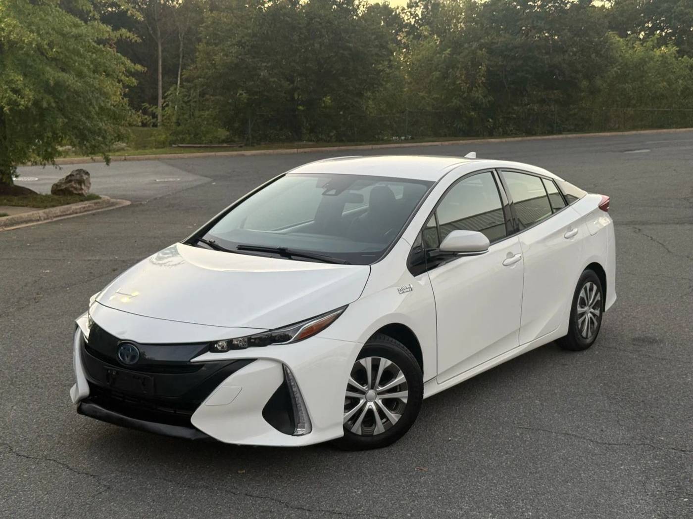 2018 Toyota Prius Prime Advanced — Hatchback — 24,697 mi — Gaithersburg, MD
