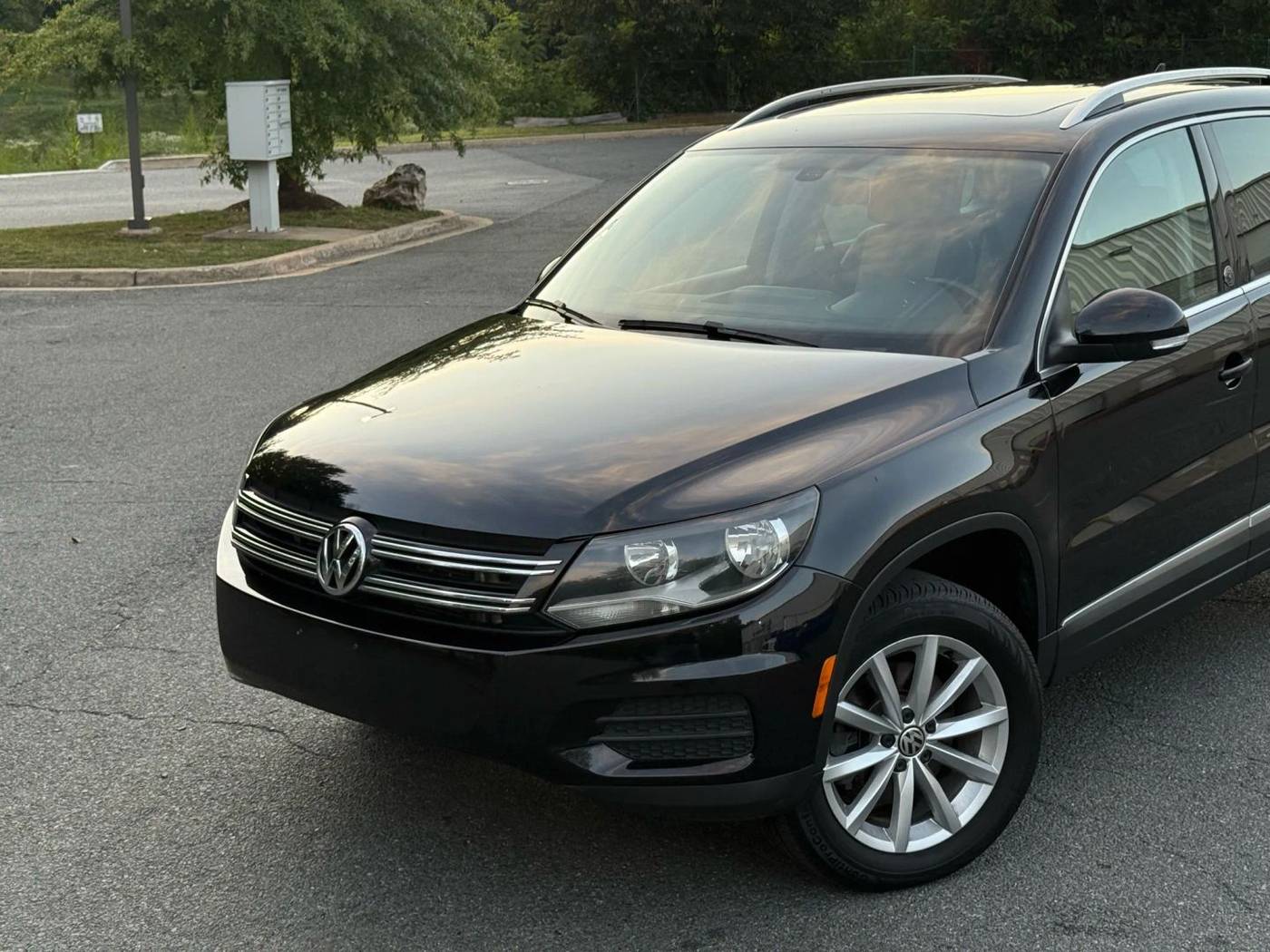2017 Volkswagen Tiguan Wolfsburg Edition — SUV — 100,567 mi — Gaithersburg, MD