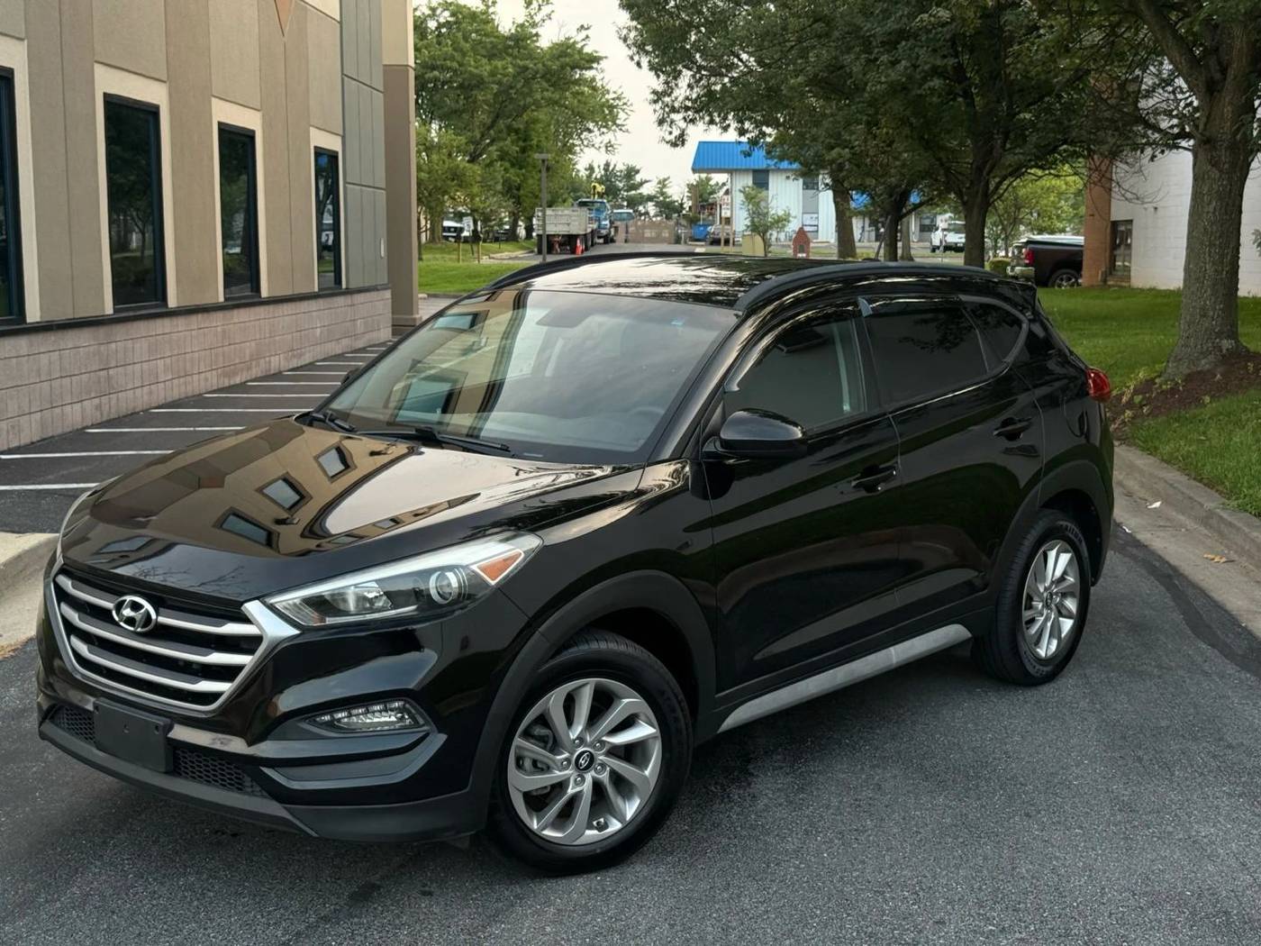 2017 Hyundai Tucson SE — SUV — 91,167 mi — Gaithersburg, MD