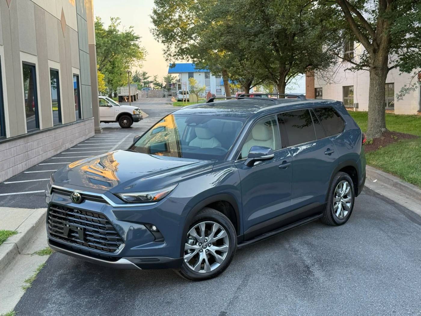 2024 Toyota Grand Highlander Limited — SUV — 637 mi — Gaithersburg, MD