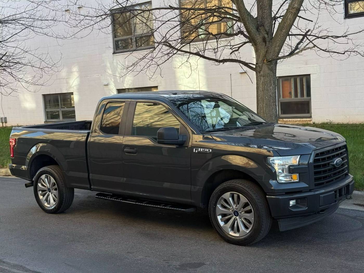 2017 Ford F-150 XL — Pickup Truck — 133,899 mi — Gaithersburg, MD