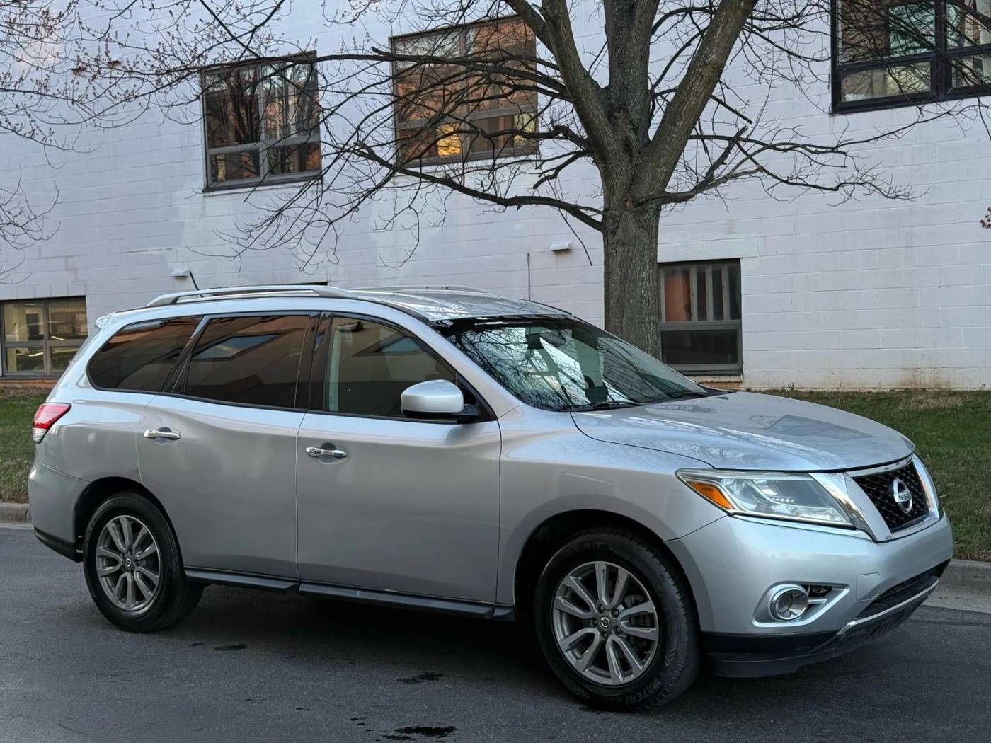 2015 Nissan Pathfinder SL — SUV — 115,302 mi — Gaithersburg, MD