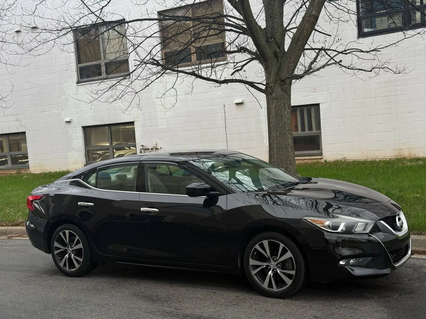 2016 Nissan Maxima SV — Sedan — 99,910 mi — Gaithersburg, MD