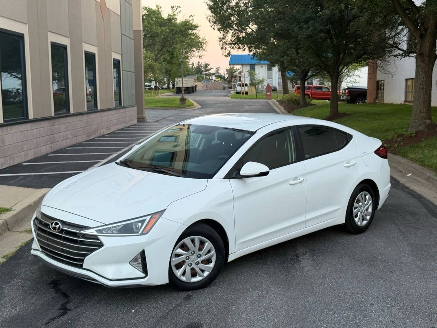 2019 Hyundai Elantra SE — Sedan — 89,711 mi — Gaithersburg, MD