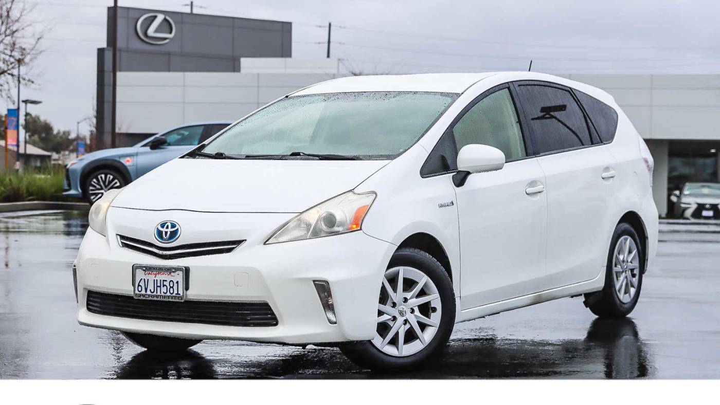 2012 Toyota Prius v Three — Wagon — 119,408 mi — Sacramento, CA