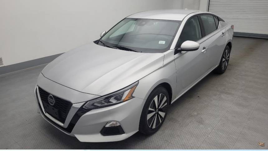 2022 Nissan Altima SV — Sedan — 39,138 mi — St. Louis, MO