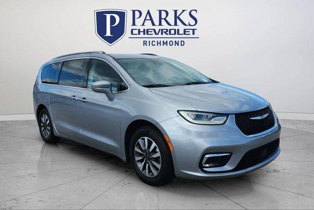 2021 Chrysler Pacifica Touring L — Minivan — 113,256 mi — Richmond, VA