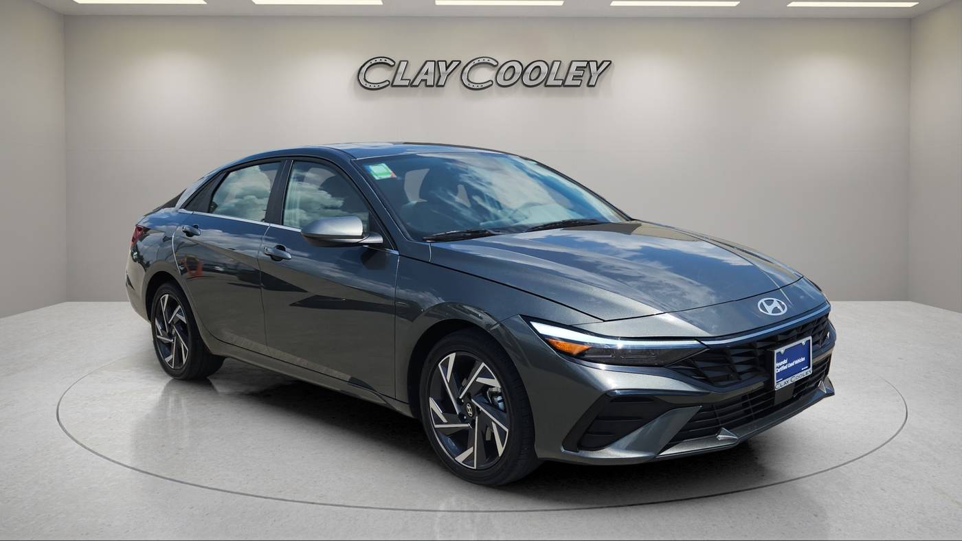 2025 Hyundai Elantra SEL Convenience — Sedan — 17,933 mi — Mesquite, TX