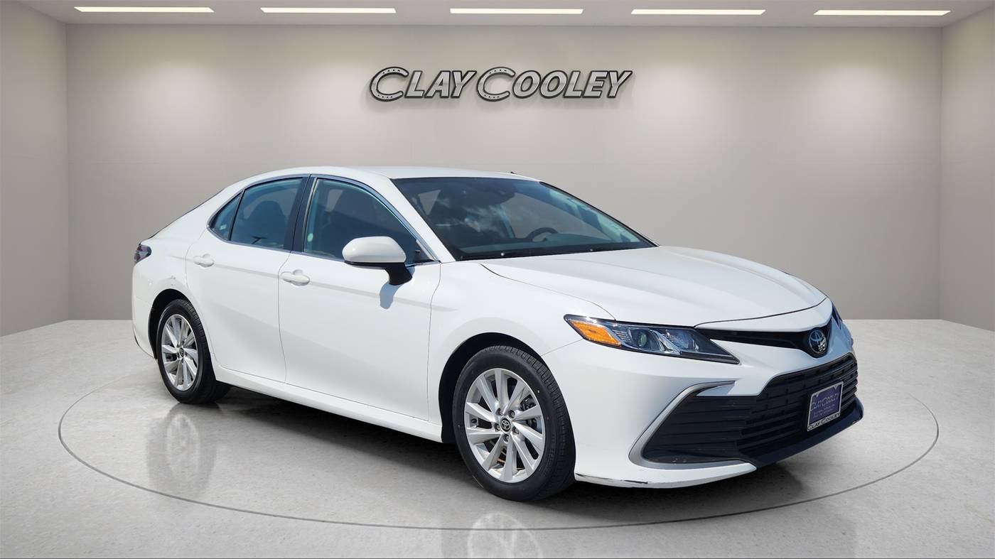 2024 Toyota Camry LE — Sedan — 51,765 mi — Mesquite, TX