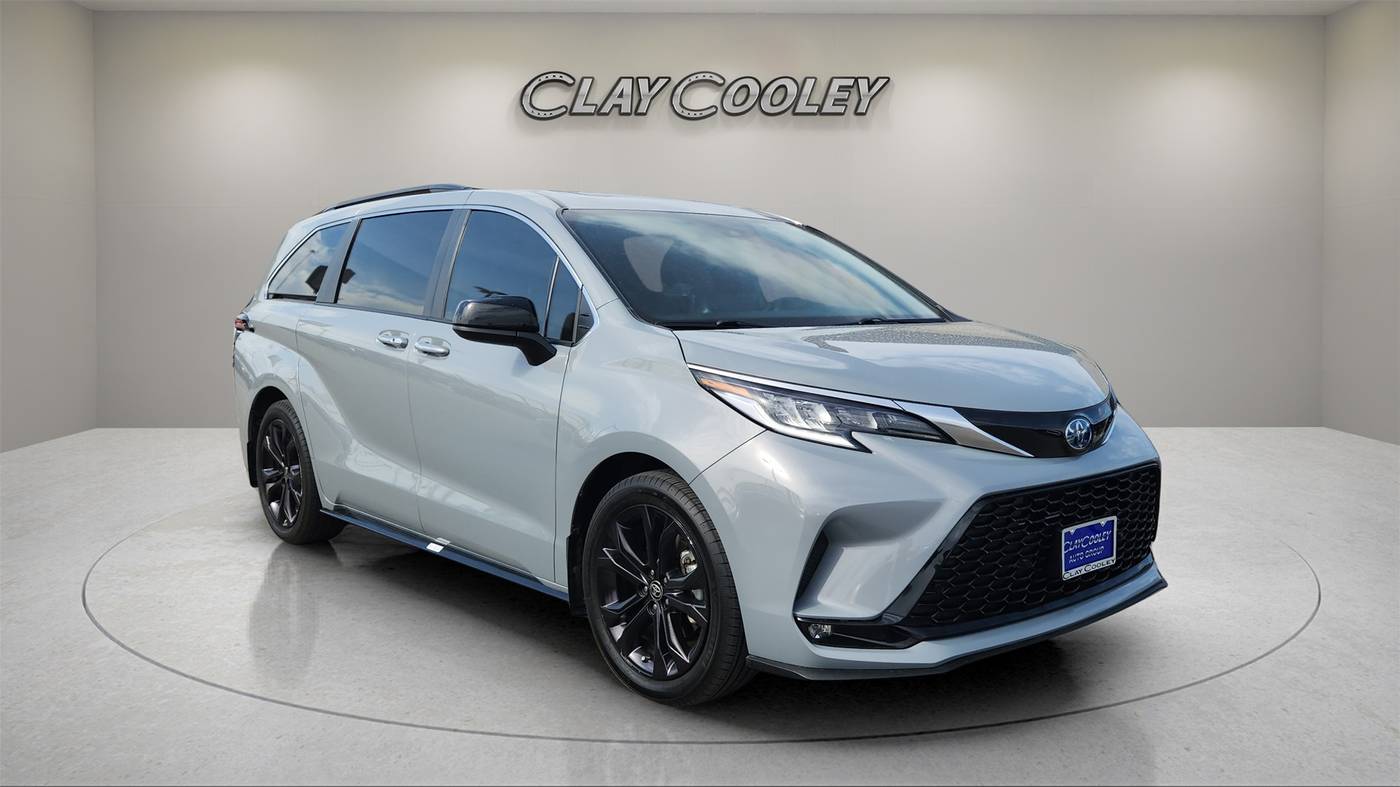 2023 Toyota Sienna XSE — Minivan — 20,955 mi — Mesquite, TX