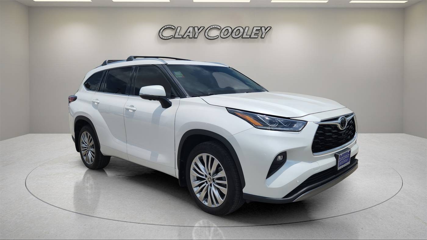 2024 Toyota Highlander Platinum — SUV — 10,161 mi — Mesquite, TX