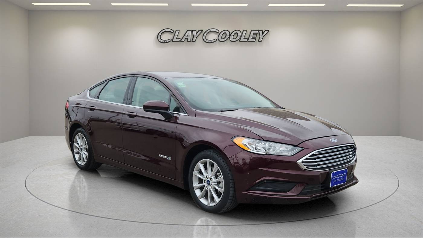 2017 Ford Fusion Hybrid SE — Sedan — 39,176 mi — Mesquite, TX
