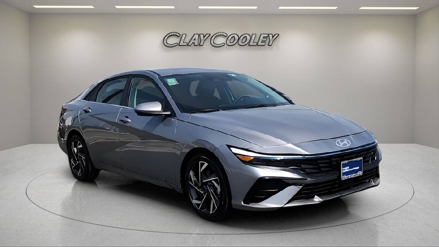 2025 Hyundai Elantra SEL Convenience — Sedan — 19,596 mi — Mesquite, TX