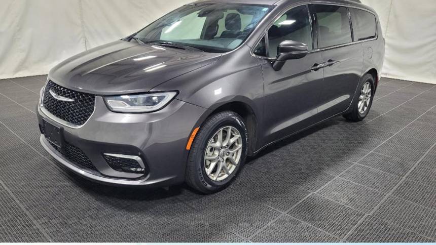 2022 Chrysler Pacifica Touring — Minivan — 106,704 mi — Antioch, TN